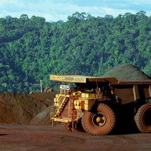 Mineração, Cimento & Petróleo