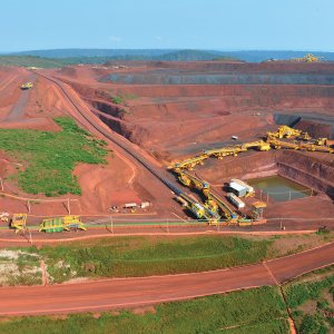 Mineração, Cimento & Petróleo