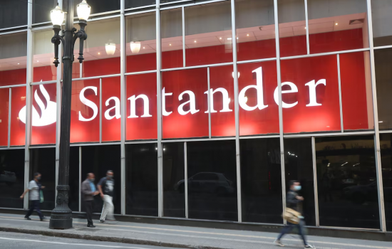 Lucro do Santander cresce 41%, para R$ 3 bi, o maior resultado trimestral em um ano e meio