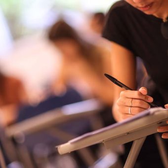 Fuvest aborda trabalho precário e política latino-americana na 1ª fase
